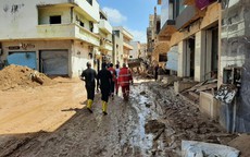 Day dứt từ thảm họa lũ lụt ở Libya