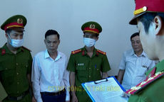 Một chủ tịch xã bị bắt