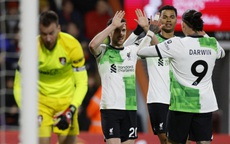 Đè bẹp Bournemouth 4 bàn, Liverpool vững ngôi đầu Ngoại hạng Anh