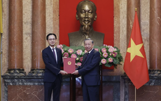 Tổng Bí thư, Chủ tịch nước trao quyết định bổ nhiệm Đại sứ tại LHQ và các nước