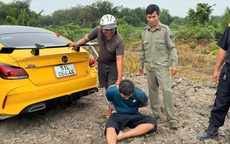 Bị CSGT truy đuổi 20 km, đối tượng liều mình nhảy xuống sông 