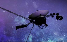 Ra khỏi hệ Mặt Trời, tàu NASA gửi về thông điệp khó hiểu