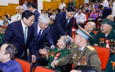 Thủ tướng: Không bao giờ quên những người làm nên Chiến thắng Điện Biên Phủ