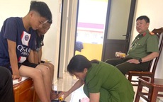 2 anh em đạp xe hàng trăm cây số từ Điện Biên đi Hà Nội tìm mẹ