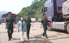 Giải cứu, đưa bé gái bị lừa bán từ Lào về Việt Nam