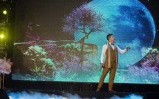 Ca sĩ Trọng Thanh hát liên tiếp 13 bài trong đêm nhạc riêng