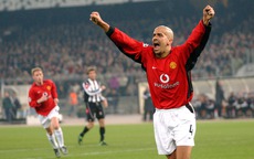 Cựu sao Manchester United Juan Veron đến thăm Việt Nam