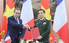 Việt Nam - Pháp ký ý định thư về tăng cường hợp tác quốc phòng
