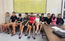 5 cầu thủ CLB Hà Tĩnh "bay lắc" cùng 5 cô gái trong 2 phòng khách sạn