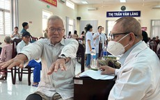 500 người ở tỉnh Tiền Giang được khám, phát thuốc miễn phí