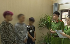 Đột nhập cửa hàng, bê két sắt ra chỗ vắng phá  lấy 30 chiếc điện thoại