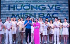 Vũ Mạnh Cường mượn áo làm MC

