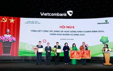 Vietcombank bứt phá với dấu ấn xanh