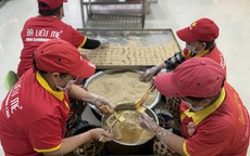 Làng bánh khô mè đỏ lửa ngày giáp Tết