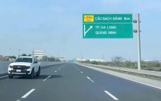 Người phụ nữ điều khiển ôtô chạy ngược chiều trên cao tốc ở làn 120 km/giờ