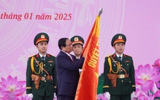 Lực lượng Vũ trang TP HCM đón nhận danh hiệu 
Anh hùng lần 3