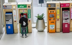 Nhiều nước siết chuyển tiền trực tuyến