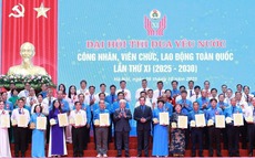 Tuyên dương 80 điển hình tại Đại hội thi đua yêu nước CNVC-LĐ toàn quốc lần thứ XI