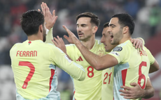 Tây Ban Nha lập kỷ lục bất bại, chạm tay vé World Cup 2026