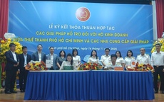 Vietcombank đồng hành với ngành thuế, hỗ trợ trợ kinh doanh bỏ thuế khoán