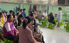 Hơn 10.000 túi thuốc và hàng chục bác sĩ từ TPHCM lên đường hỗ trợ người dân vùng lũ