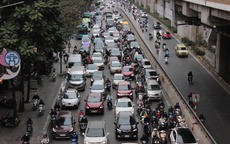 Hà Nội báo cáo Thủ tướng việc giải quyết ùn tắc giao thông, ngập úng trước ngày 10-12