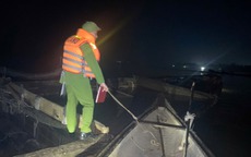 Bí mật sau "chuyến hàng" của người phụ nữ trên sông Kiến Giang