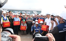 Hình ảnh Thủ tướng Phạm Minh Chính kiểm tra sân bay Long Thành trước ngày bay kỹ thuật