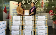 Hơn 3.700 quyển tập gửi đến học sinh vùng lũ