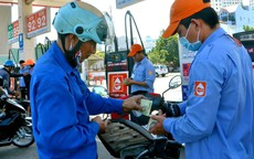 Giá xăng giảm về gần 19.000 đồng/lít, dầu hỏa rẻ hơn 700 đồng/lít