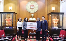 Tập đoàn BRG và Ngân hàng SeABank trao 5 tỉ đồng ủng hộ đồng bào khắc phục hậu quả thiên tai