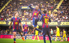 Đánh chìm "Tàu ngầm vàng", Barcelona vô địch lượt đi La Liga