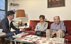 Tiễn đưa ông bà Weiss - những người bạn lớn của Việt Nam