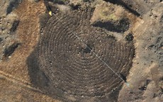 Mê cung 2.000 năm lộ ra giữa thảo nguyên Ấn Độ