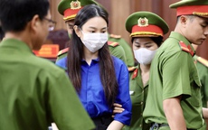 Nguyễn Thúc Thùy Tiên chấp nhận mức án 2 năm tù