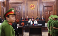 Ghế bị cáo Nguyễn Thị Thanh Nhàn: Sáu lần tòa gọi, sáu lần trống