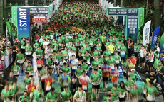 12.000 VĐV tranh tài giải chạy đêm VPBank VnExpress Marathon HCMC 2025