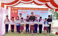 Ươm mầm tương lai, vun đắp nghĩa tình