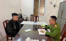 Sau khi gây tai nạn chết người, tài xế đánh xe ôtô về nhà lấy bạt che kín mít