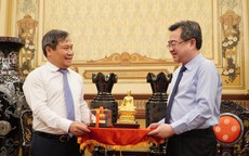 Lãnh đạo Quảng Ninh chúc mừng TP HCM nhân dịp 50 năm Ngày Giải phóng miền Nam, thống nhất đất nước