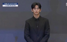 Kim Soo Hyun nói gì về ồn ào tình ái với đàn em quá cố?