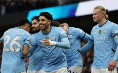 Man City tăng tốc đua tốp 4