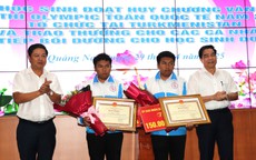 Bí thư, Chủ tịch Quảng Nam cùng dự thưởng "nóng" 300 triệu đồng cho anh em sinh đôi