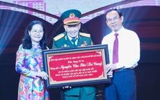 Những huyền thoại ra đi từ bão lửa