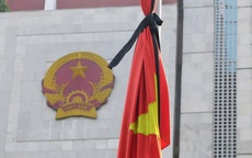 Treo cờ rủ trong 2 ngày Quốc tang nguyên Chủ tịch nước Trần Đức Lương