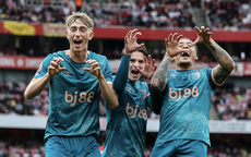 Arsenal thua sốc Bournemouth, lo mất ngôi nhì Ngoại hạng