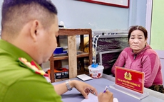 Bắt được người đàn bà “phù phép” tại tiệm vàng ở An Giang