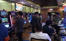 Cựu bí thư Thành ủy Hòa Bình và các con bạc đã đánh bạc  hơn 2.600 tỉ đồng tại King Club