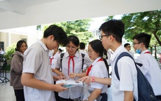 Đề thi toán vào lớp 10 bất ngờ không có câu Vi-et, thí sinh Đà Nẵng ngỡ ngàng