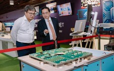 Phó Chủ tịch UBND Hà Nội ấn tượng với CT Innovation Hub 4.0 cùng nhiều công nghệ đột phá